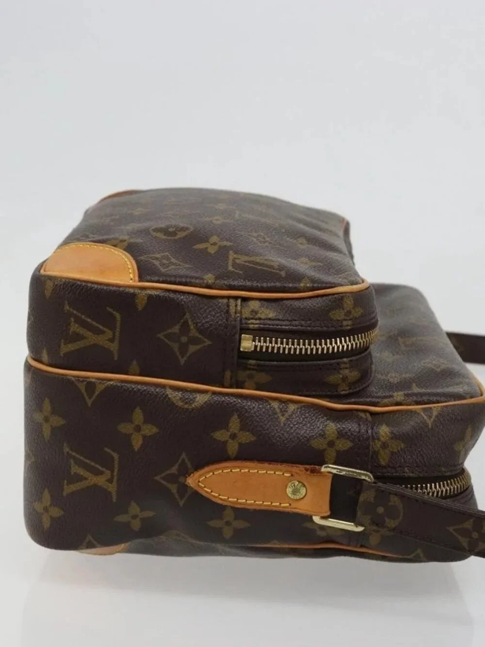 Louis Vuitton brand	louis vuitton